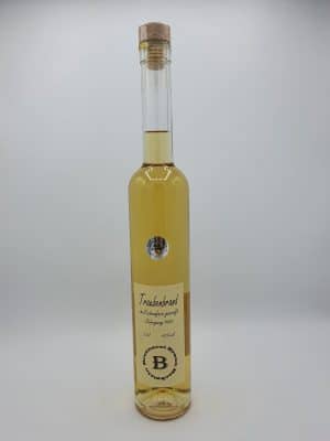 Traubenbrand 1992 – im Eichenfass gereift – 0,5L